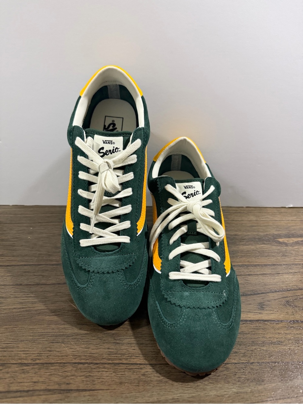 Vans Men Serio Green & Yellow Suede Sneakers